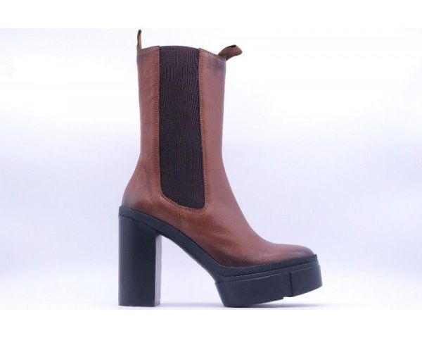 Outlet stivali e scarpe firmate Michael Kors Dsquared